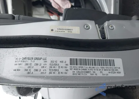 2014 Jeep Compass High Altitude z USA, uszkodzony, nr VIN 1C4NJCEA1ED888571